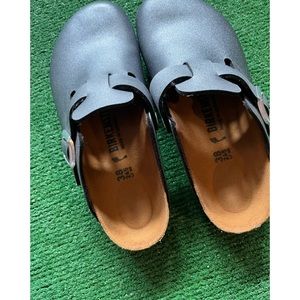 Birkenstock women clog gray metallic size 38